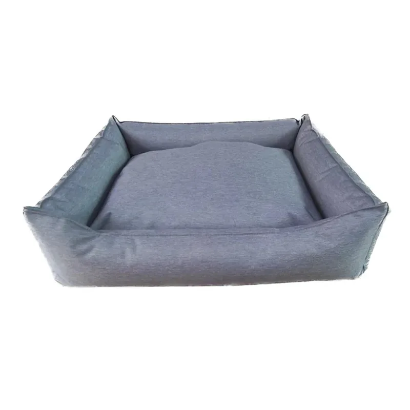Come la coperta impermeabile per cani multi-dimensione per esterni risolve i punti critici del riposo degli animali domestici in cortile e giardino